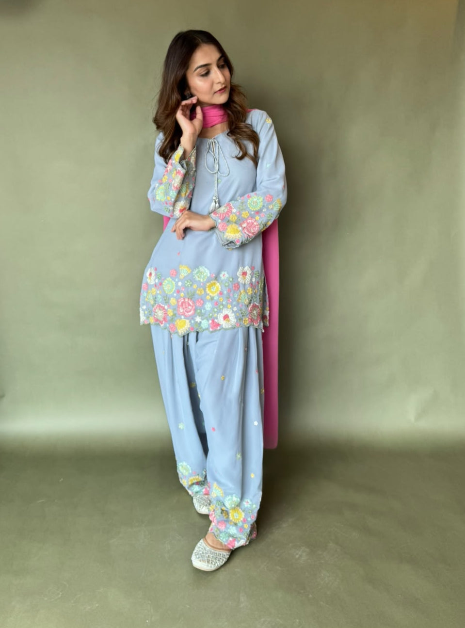 Gulnoor Suit Set