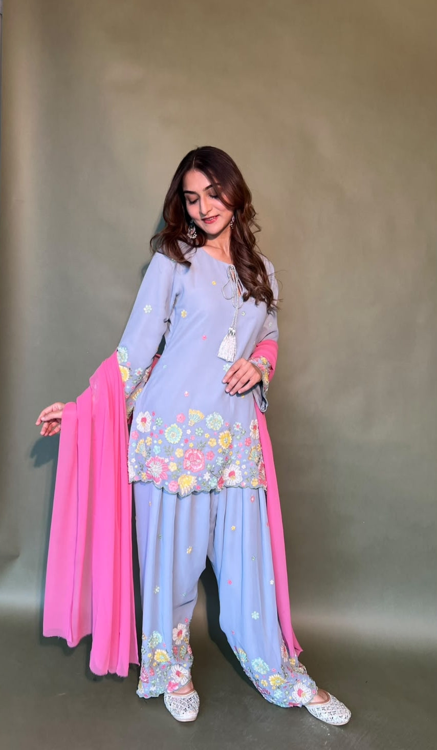 Gulnoor Suit Set