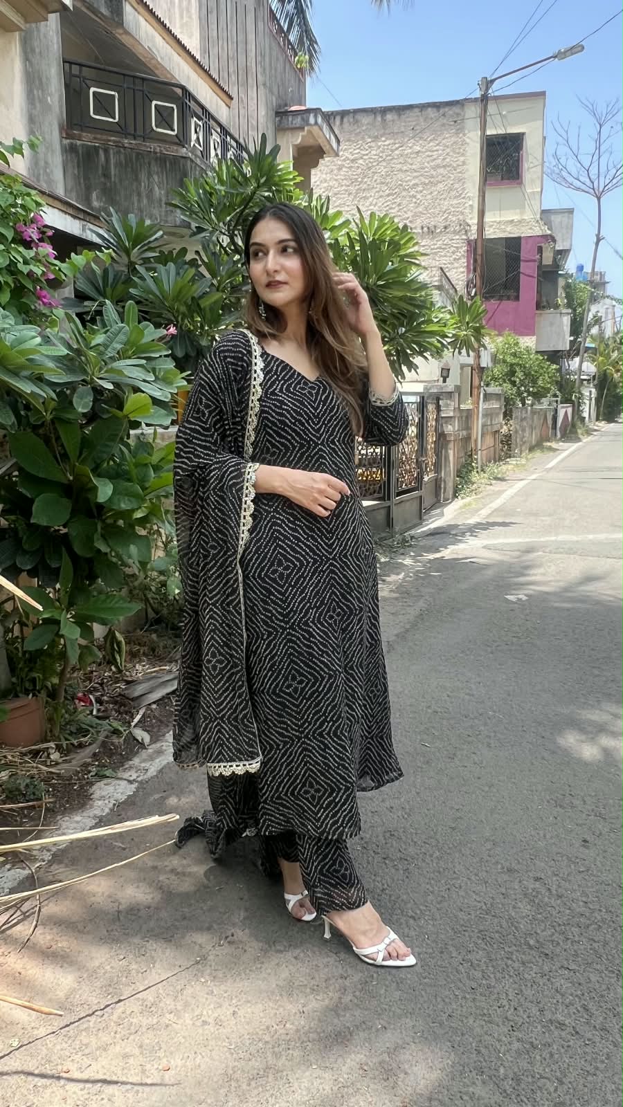 Kaali Noor