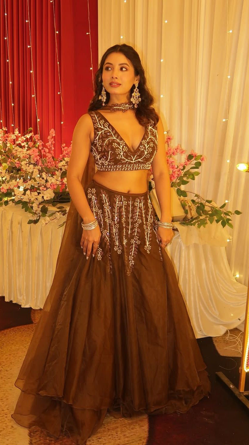Ambar Lehenga